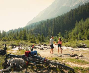 Entlang der Leutascher Ache - Sacher Seefeld