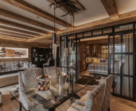 Innenansicht der Sacher Seefeld Signature Suite