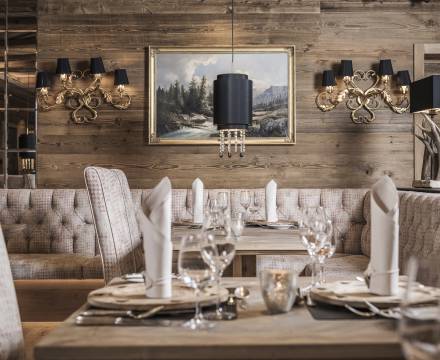 Innenansicht Restaurant im Resort Sacher in Seefeld