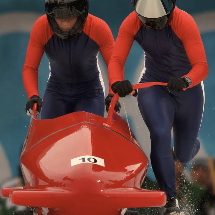 Adrenalin auf olympischem Eis: Bobrafting Innsbruck-Igls - Sacher Seefeld