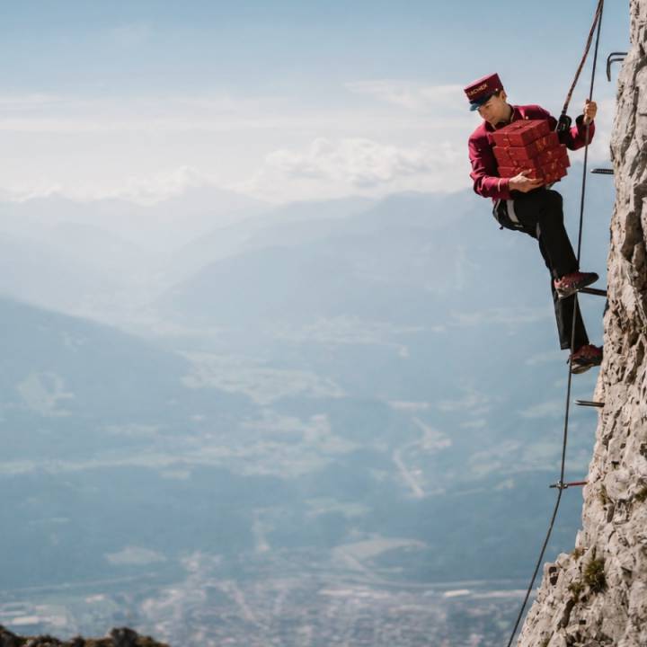 Fels und Höhe rund ums Plateau: Klettern & Klettersteige - Sacher Seefeld