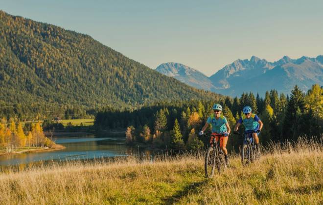 Autumn Cycling with Fabian symbolic picture